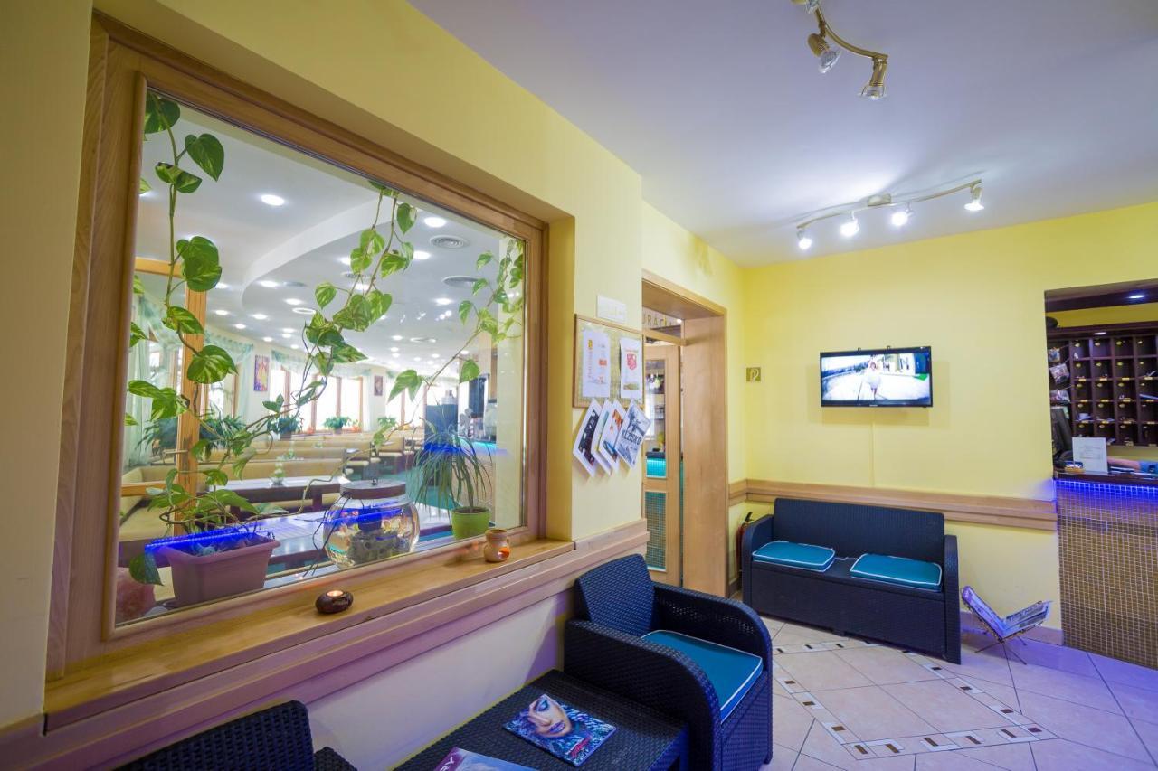 Nová Lesná Hotel Euforia מראה חיצוני תמונה