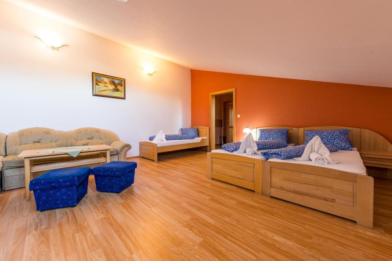 Nová Lesná Hotel Euforia מראה חיצוני תמונה