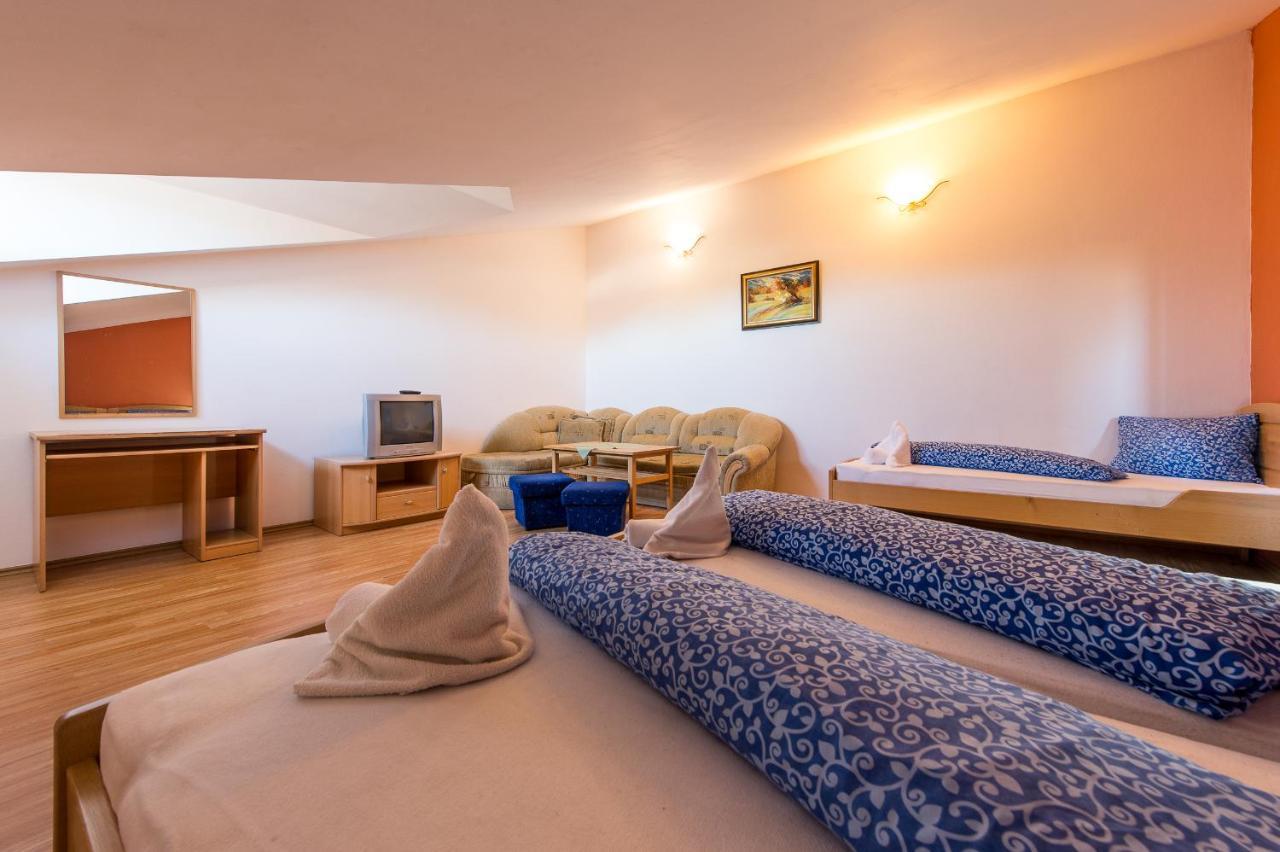 Nová Lesná Hotel Euforia מראה חיצוני תמונה