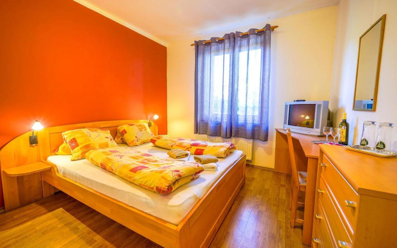 Nová Lesná Hotel Euforia מראה חיצוני תמונה